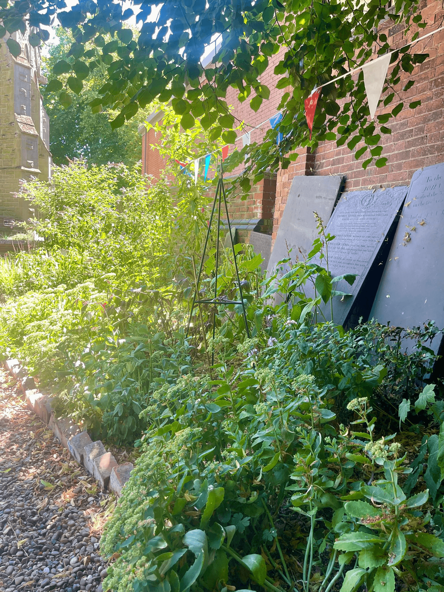 St. Werburgh's Churchyard Derby - Picture 3